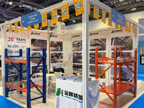 JINHUI RACKING kommer i kontakt med bransjefolk på UK Construction Week 2026